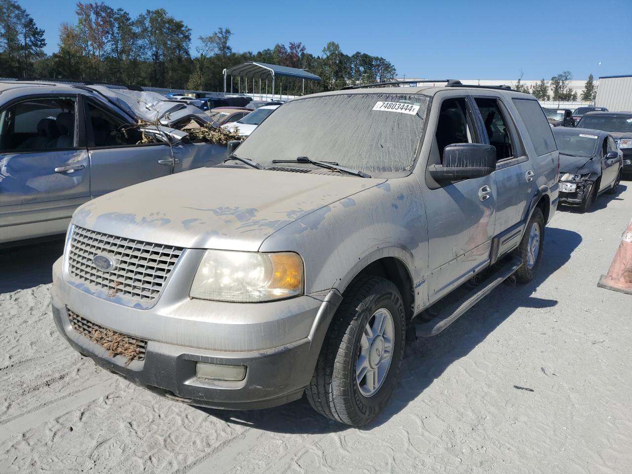 2004 Ford Expedition - Image 1