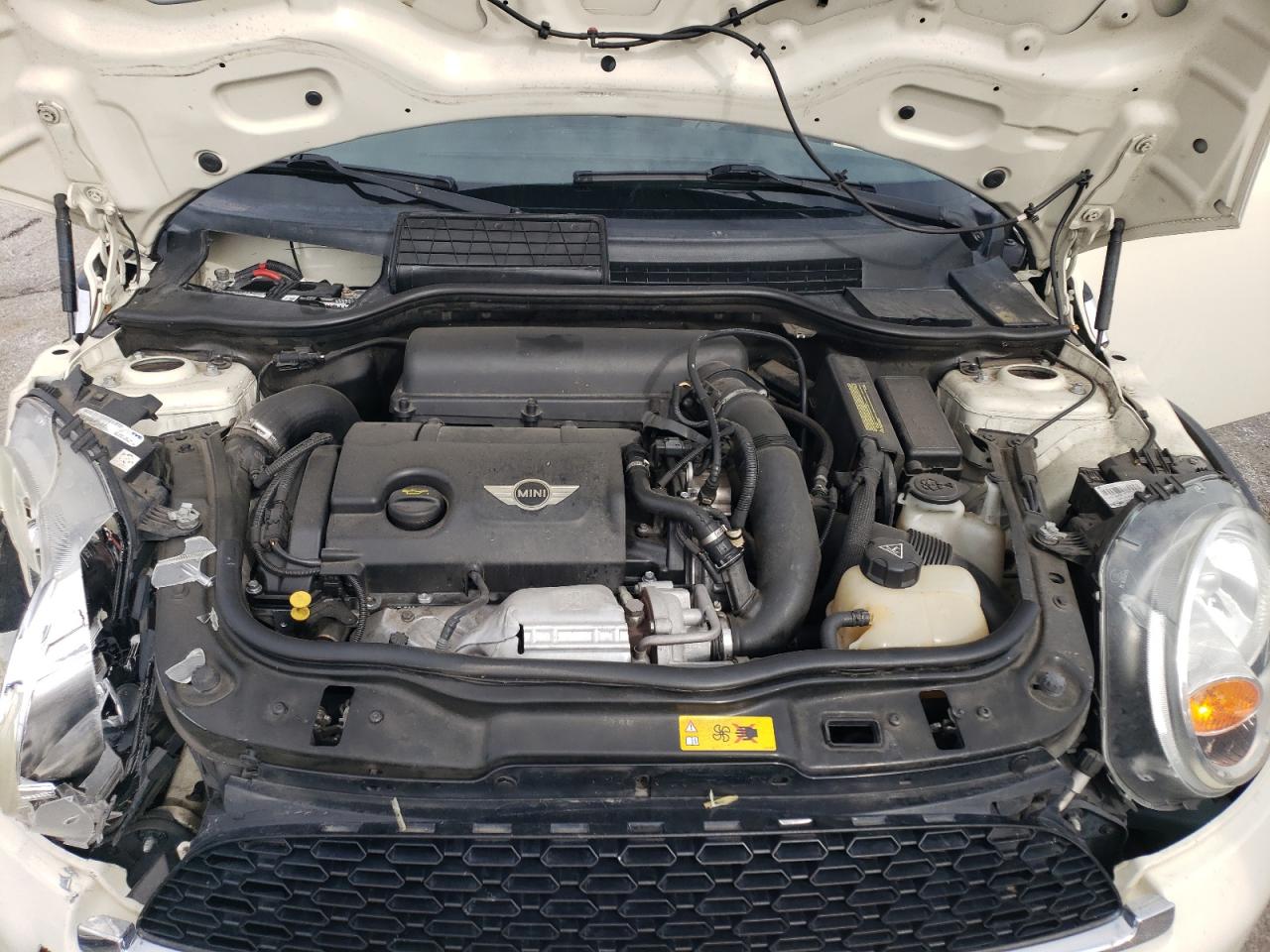 2011 MINI Cooper - Image 11