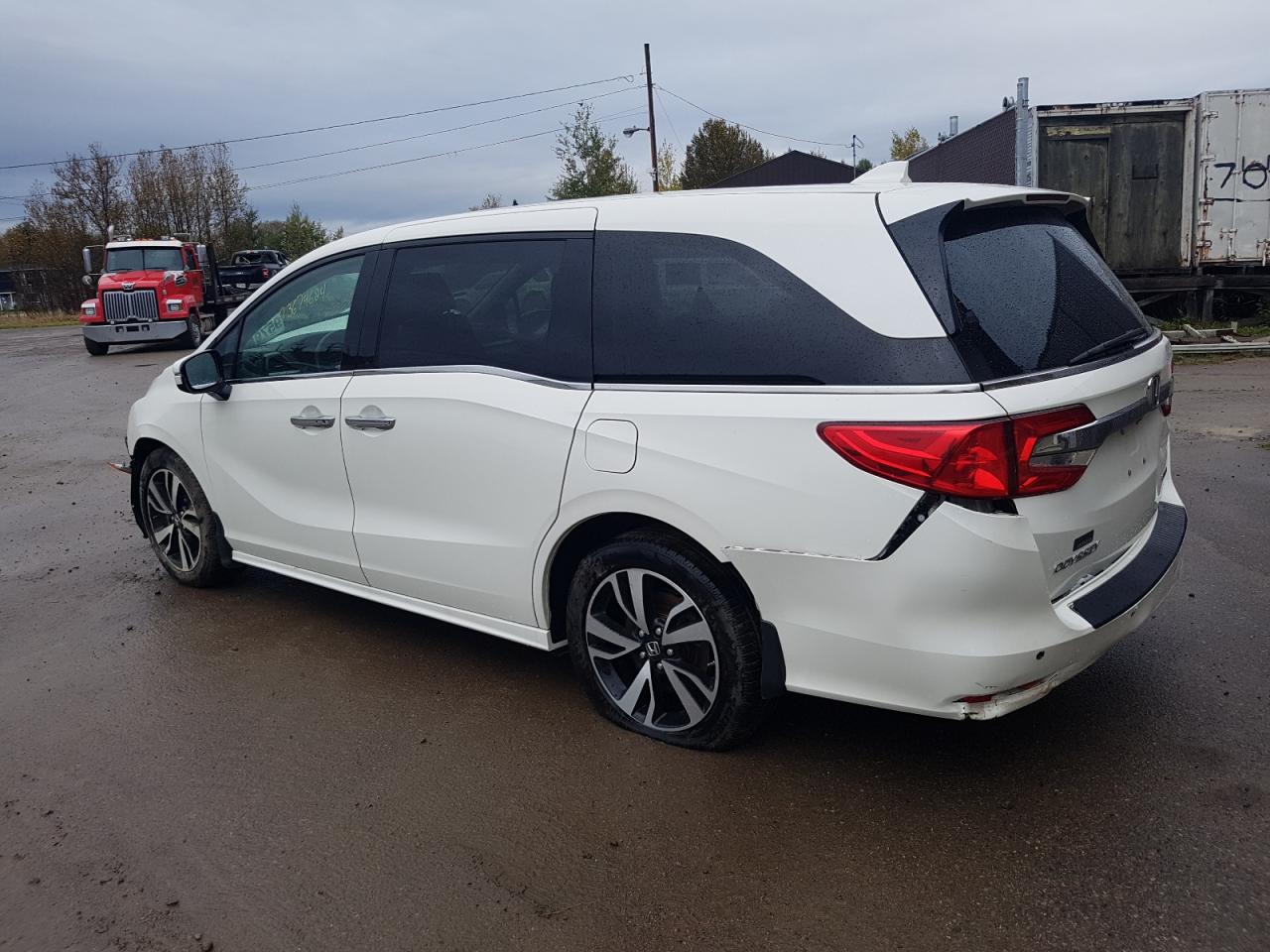 2019 Honda Odyssey - Image 2