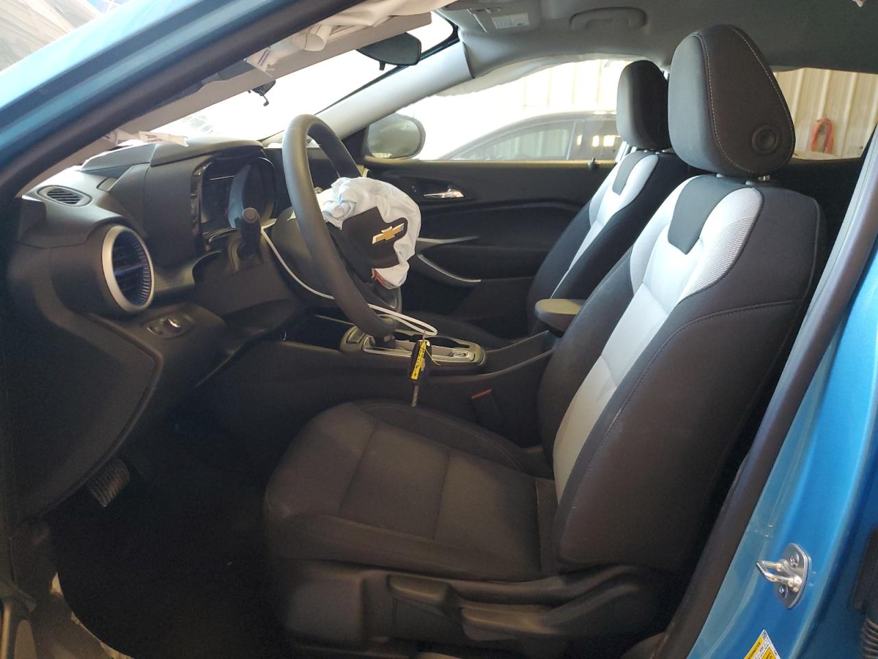 2025 Chevrolet Trax Ls VIN: KL77LFEPXSC029373 Lot: 74240724