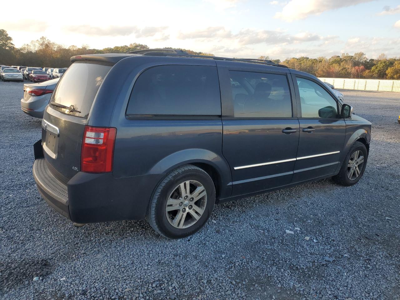 2008 Dodge Caravan - Image 3
