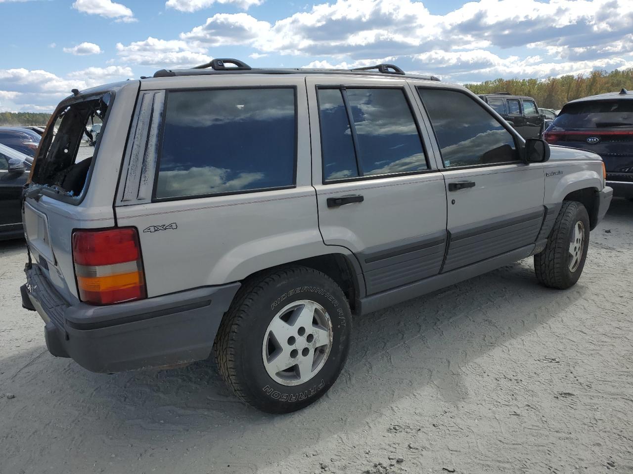 1994 Jeep Grand Cherokee - Image 3