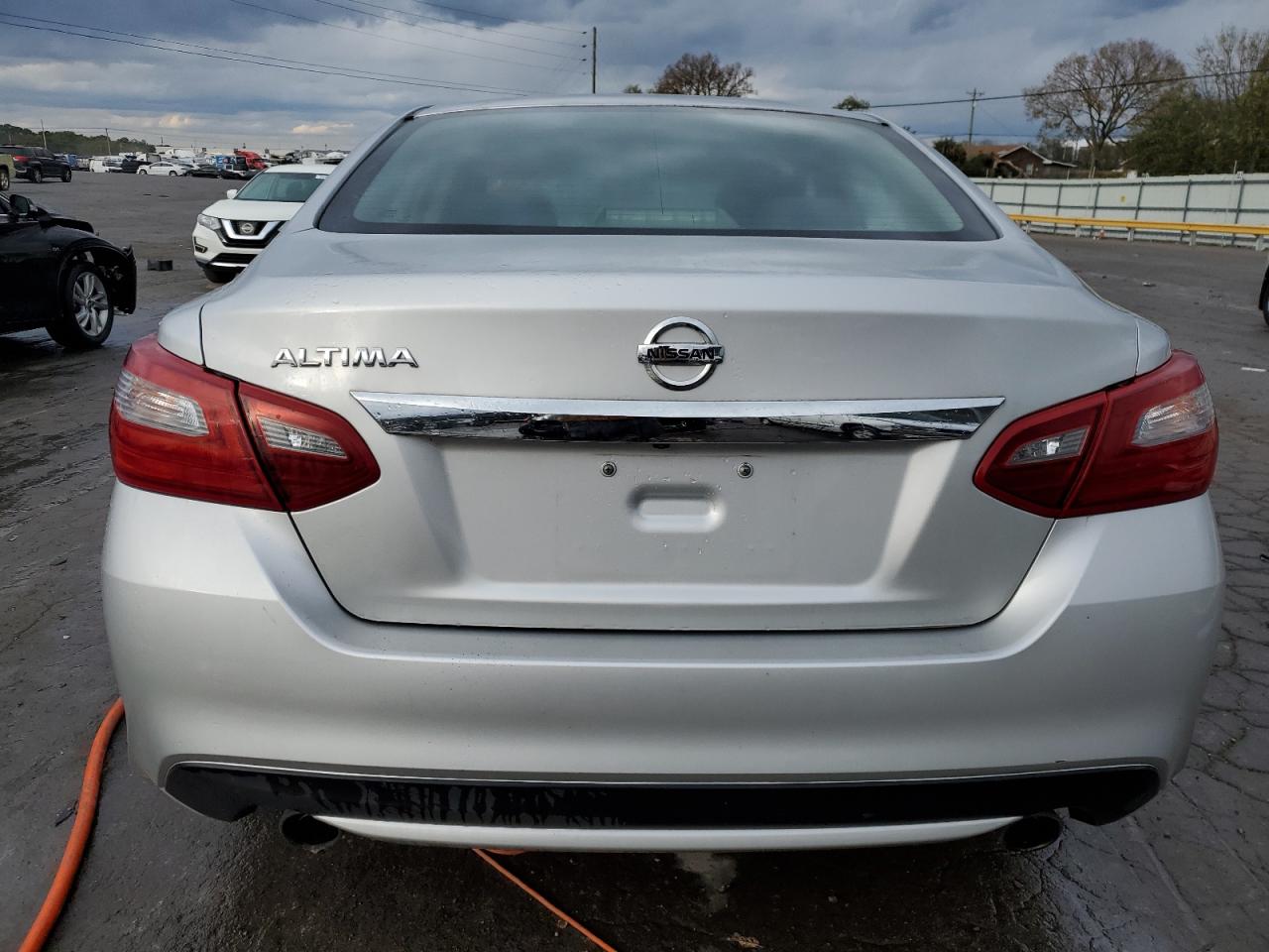 2018 Nissan Altima - Image 6