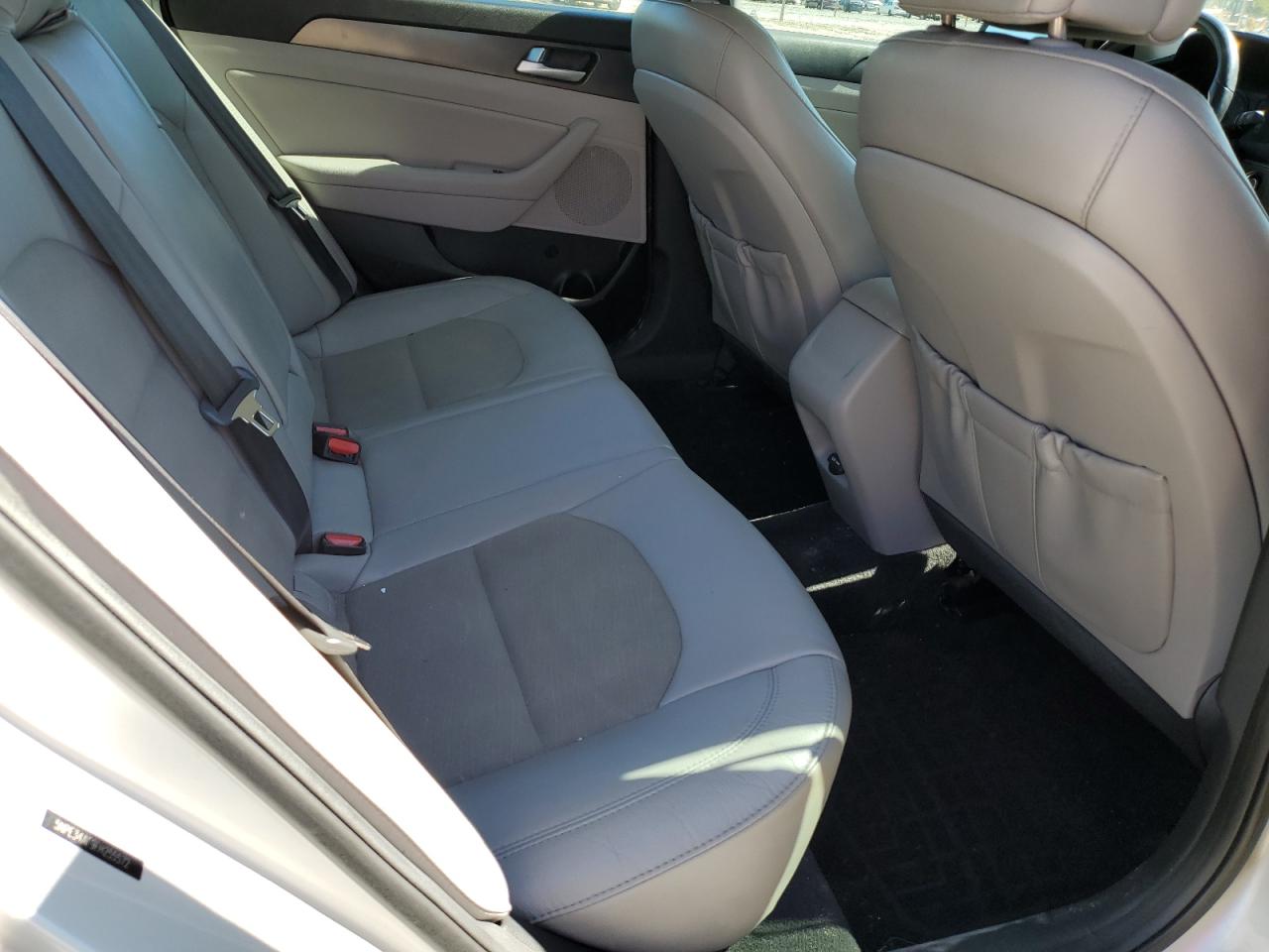 2015 Hyundai Sonata - Image 10