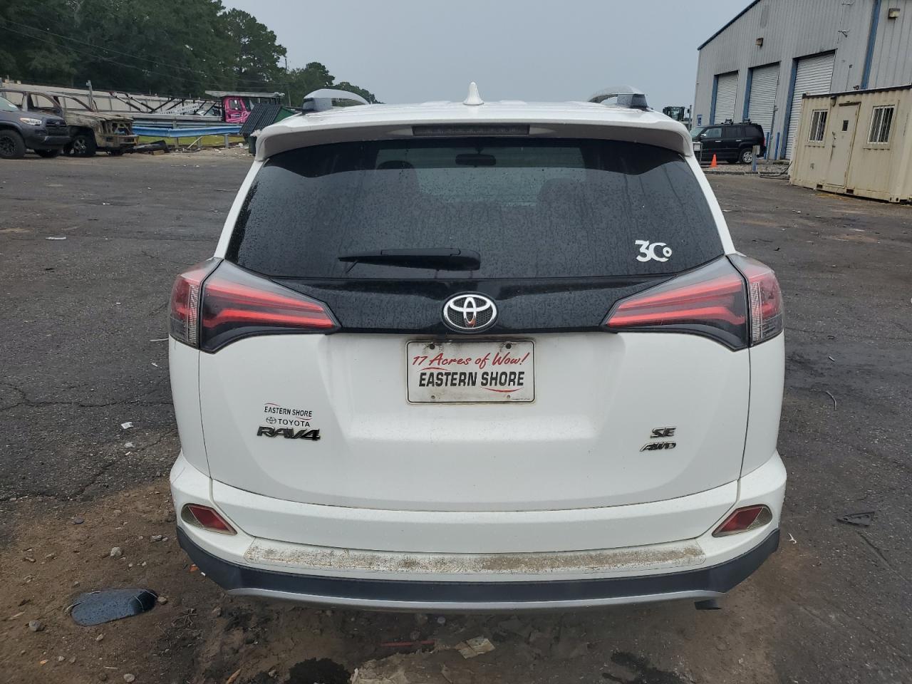 2016 Toyota RAV 4 - Image 6