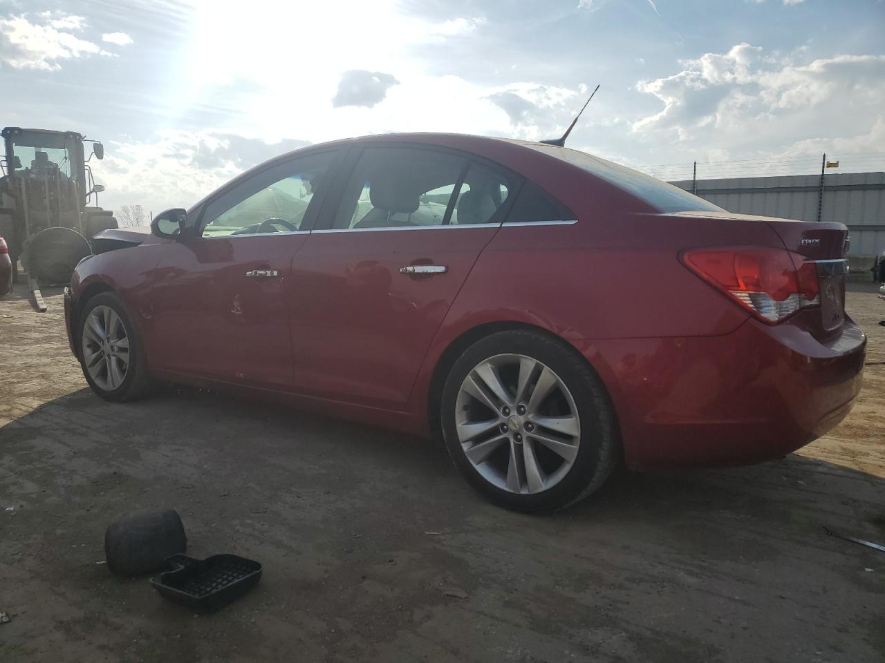2011 Chevrolet Cruze - Image 2
