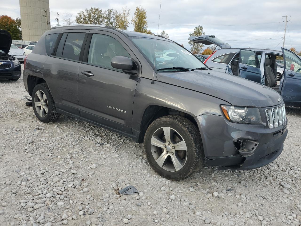 2016 Jeep Compass - Image 4