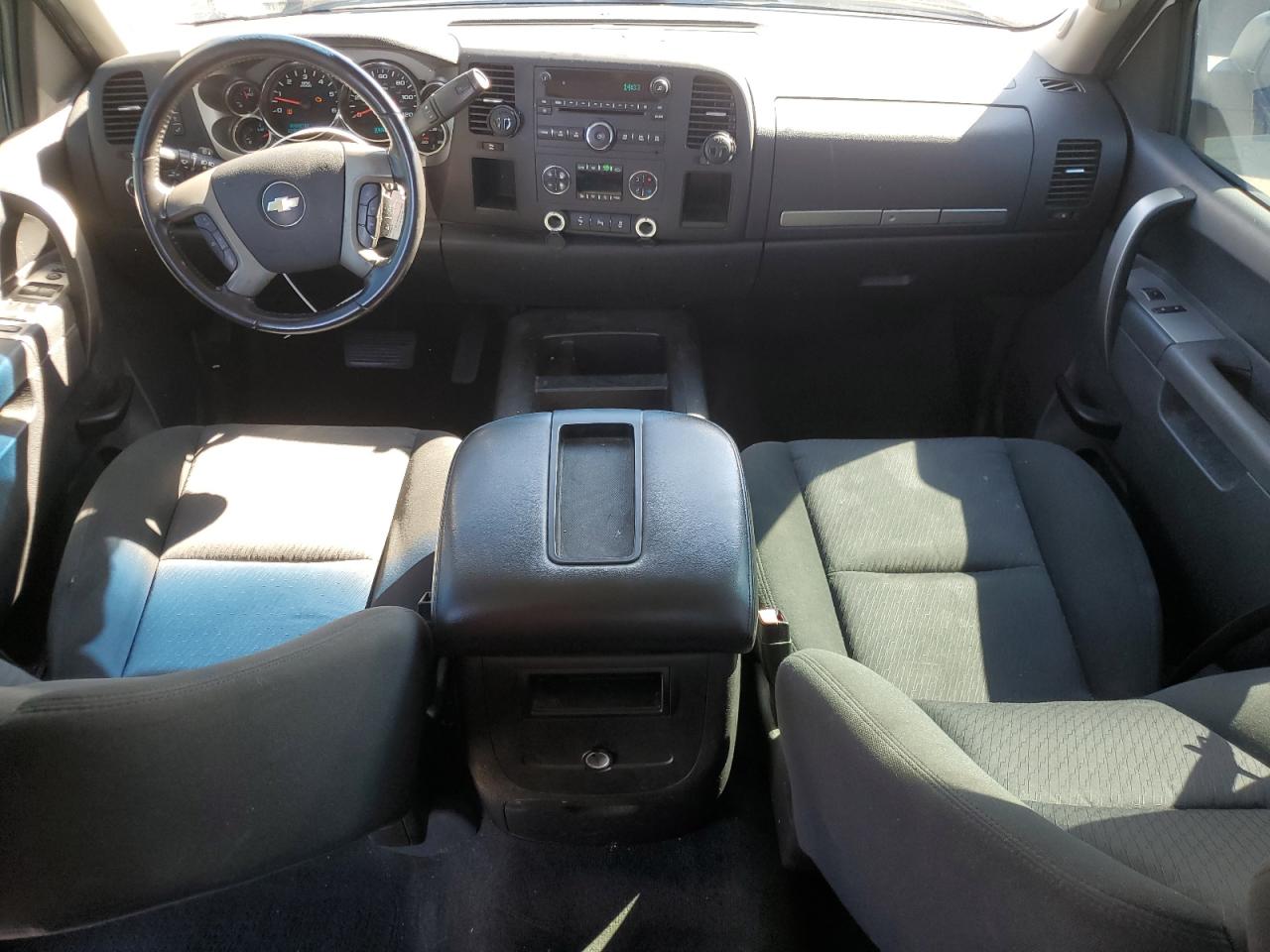 2012 Chevrolet Silverado - Image 8