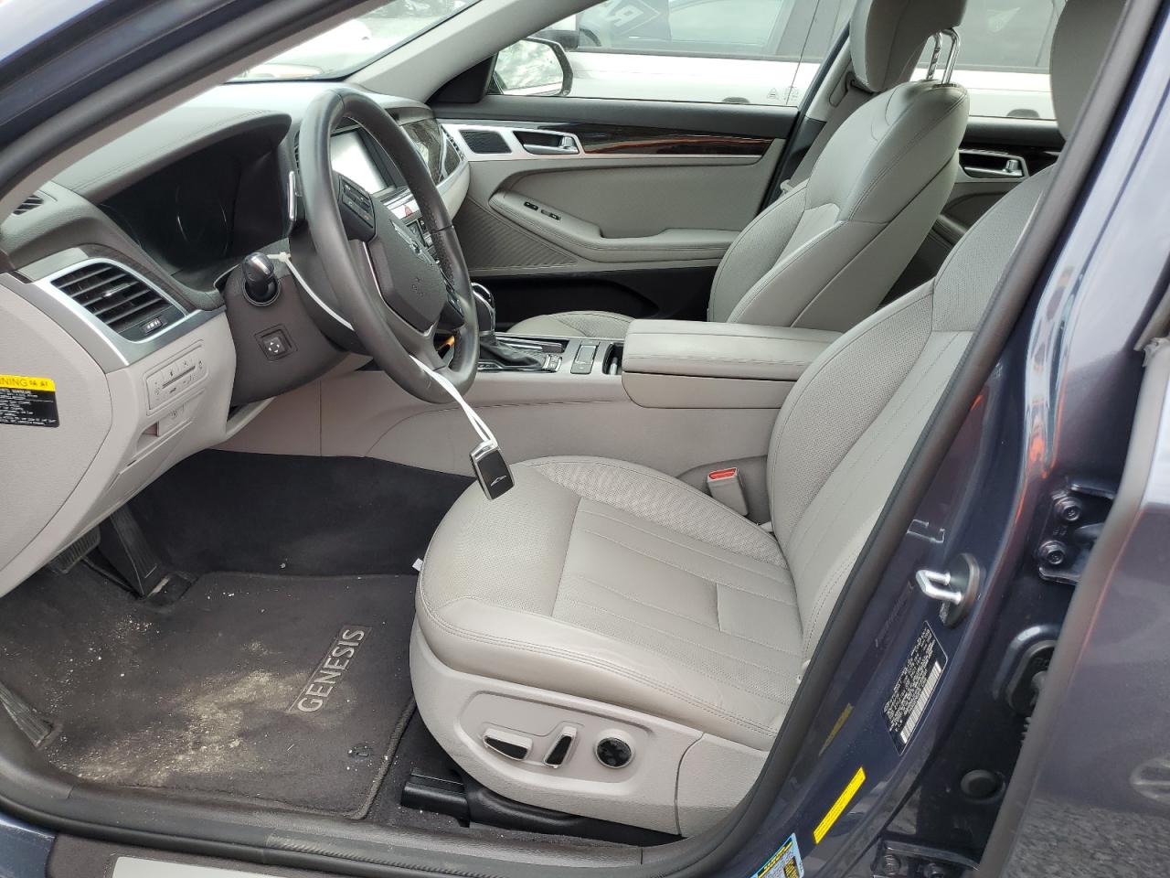 KMHGN4JE6HU199668 2017 Genesis G80 Base