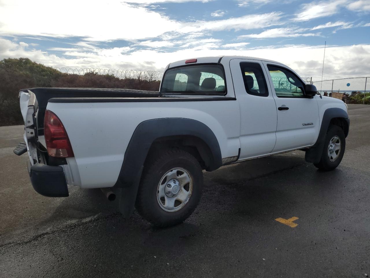 2008 Toyota Tacoma - Image 3