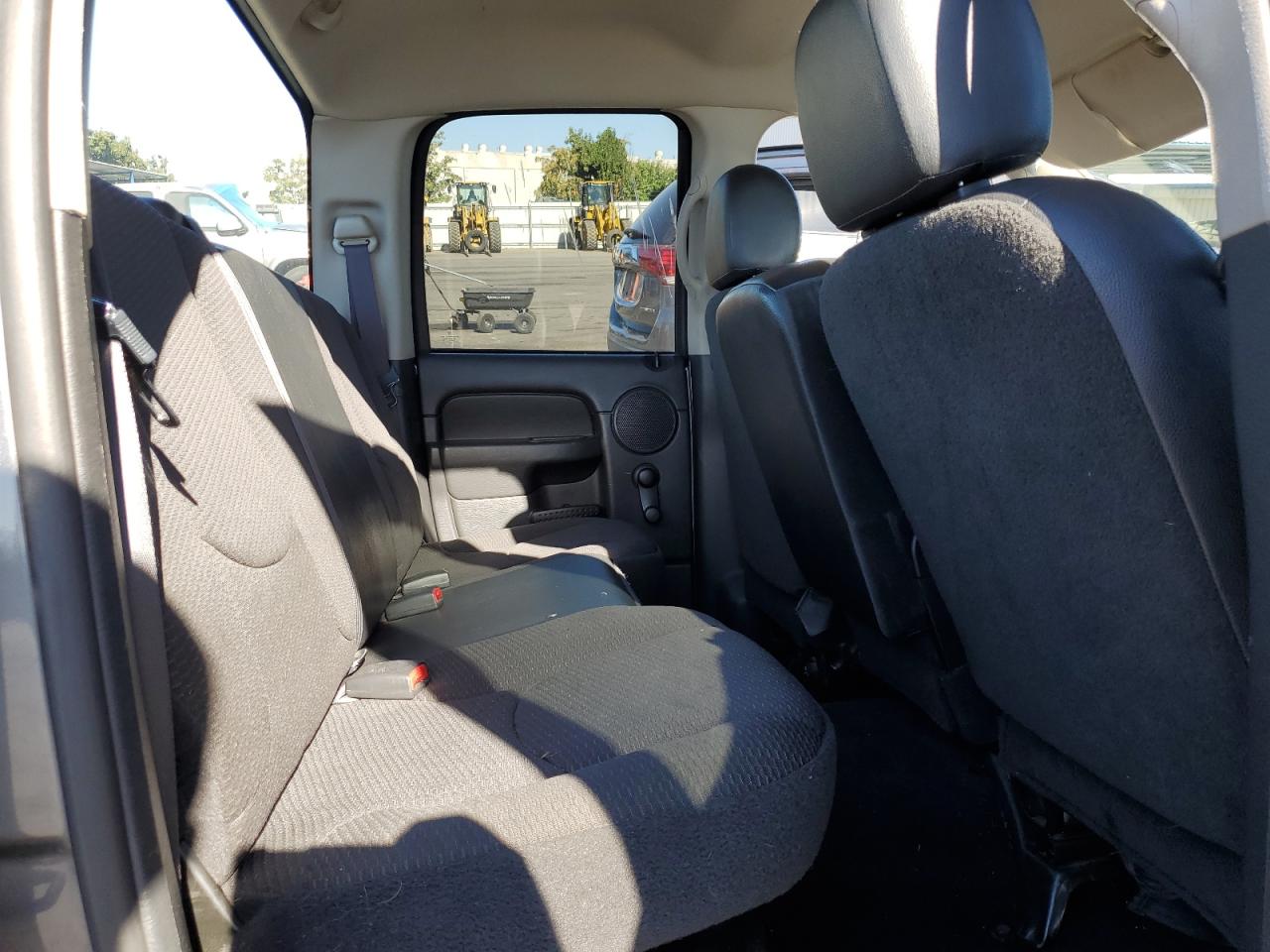 2003 Dodge Ram 1500 St VIN: 1D7HA18D83J658599 Lot: 77242164