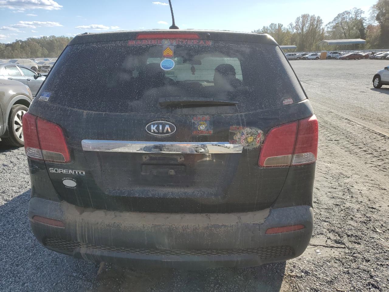 2011 Kia Sorento Base VIN: 5XYKTCA14BG143880 Lot: 76323834