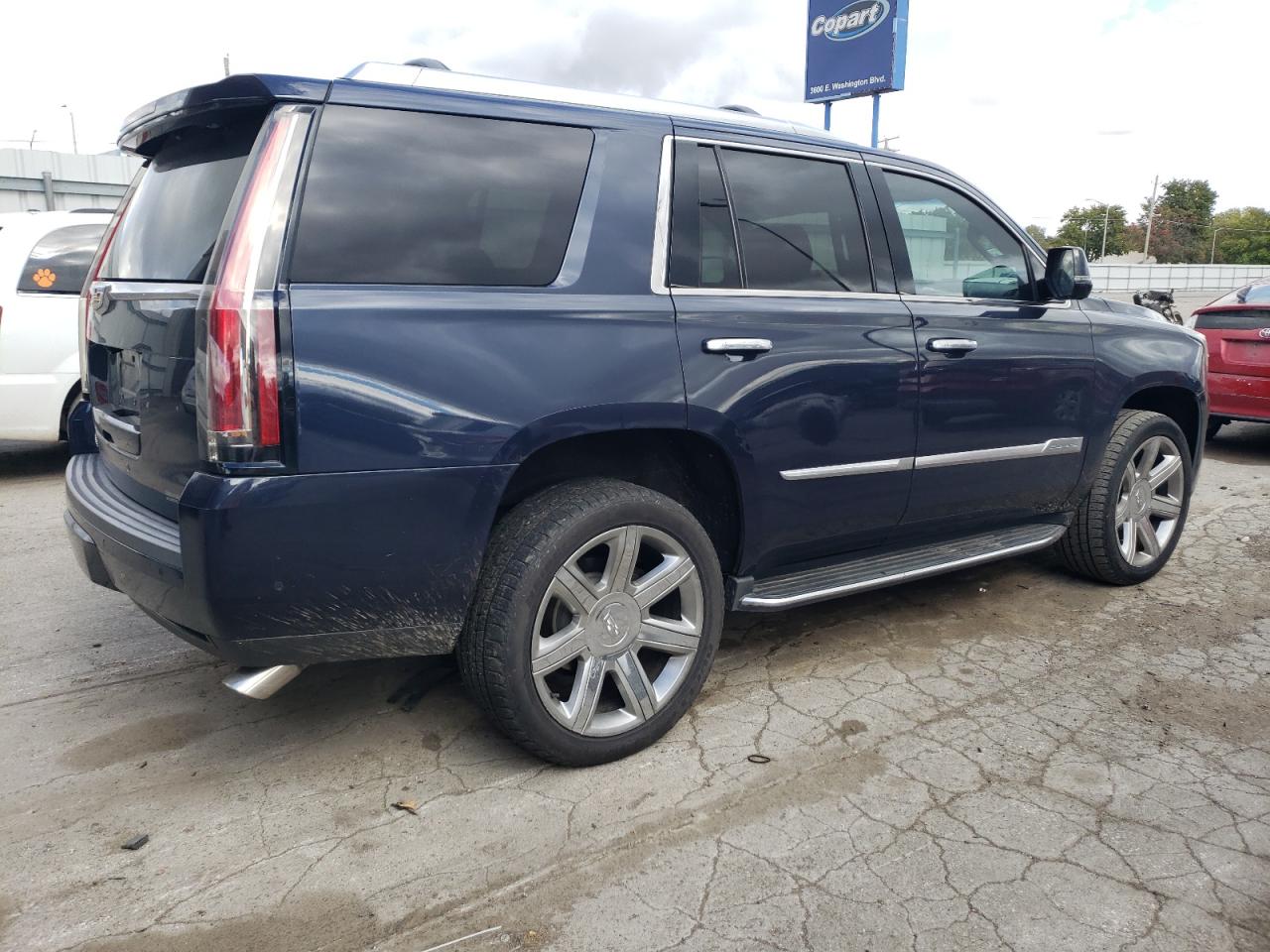 1GYS4BKJ1HR298736 2017 Cadillac Escalade Luxury