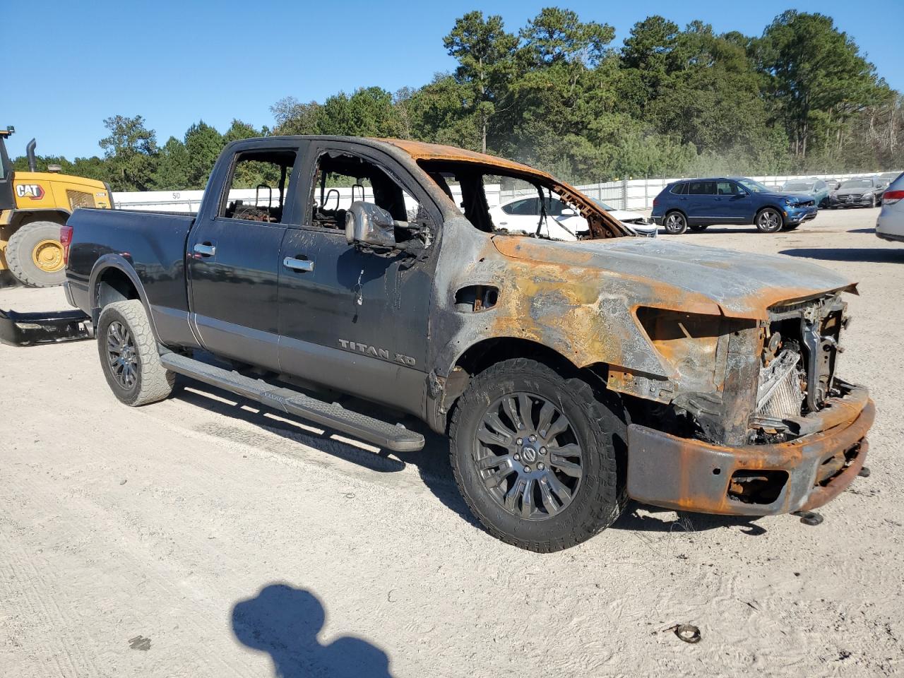 2016 Nissan Titan - Image 4