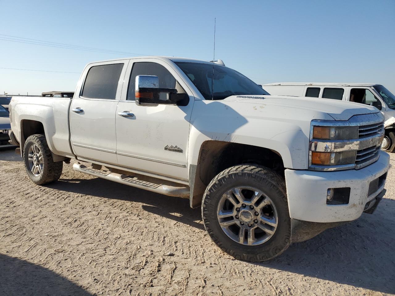 2015 Chevrolet Silverado - Image 4