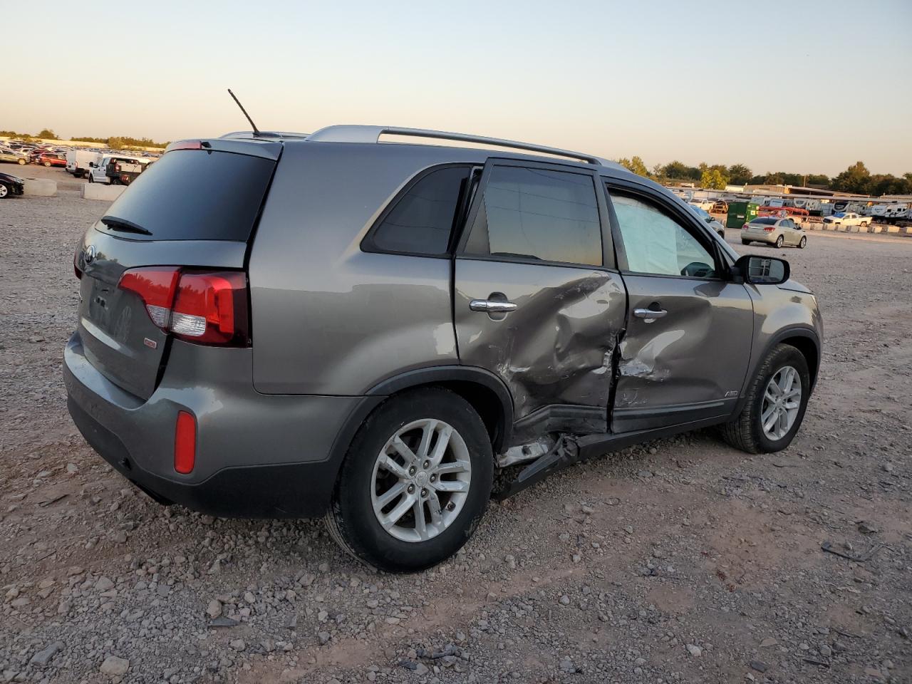 2015 Kia Sorento - Image 3