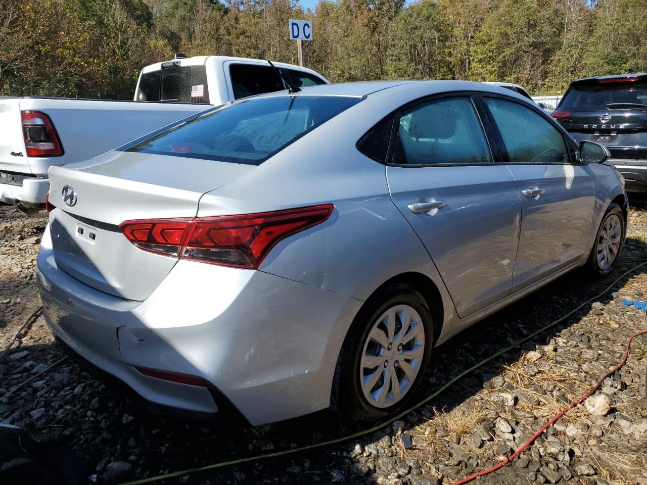 2022 Hyundai Accent - Image 3