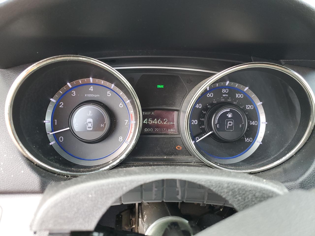 2011 Hyundai Sonata - Image 9