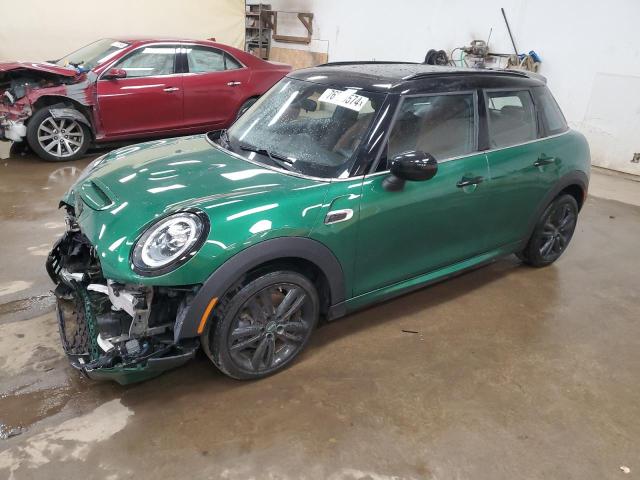  MINI COOPER 2020 Зелений