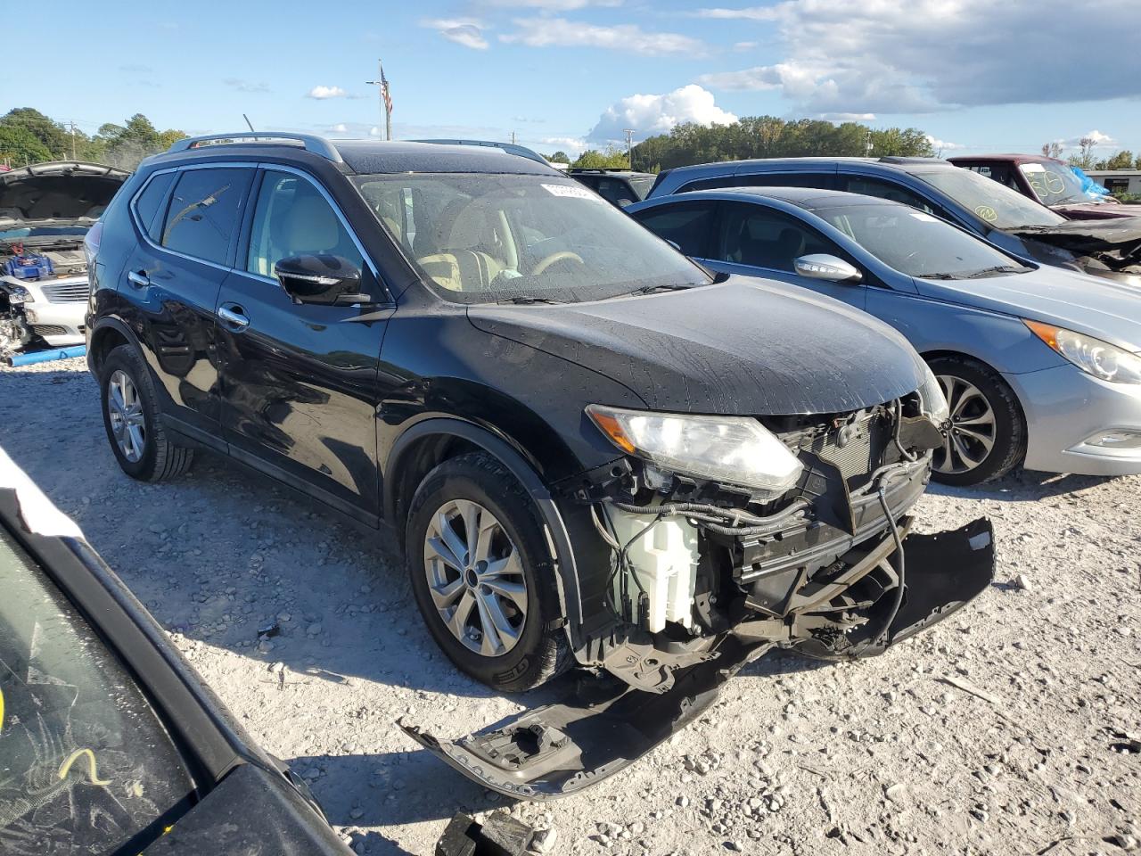 2015 Nissan Rogue - Image 4