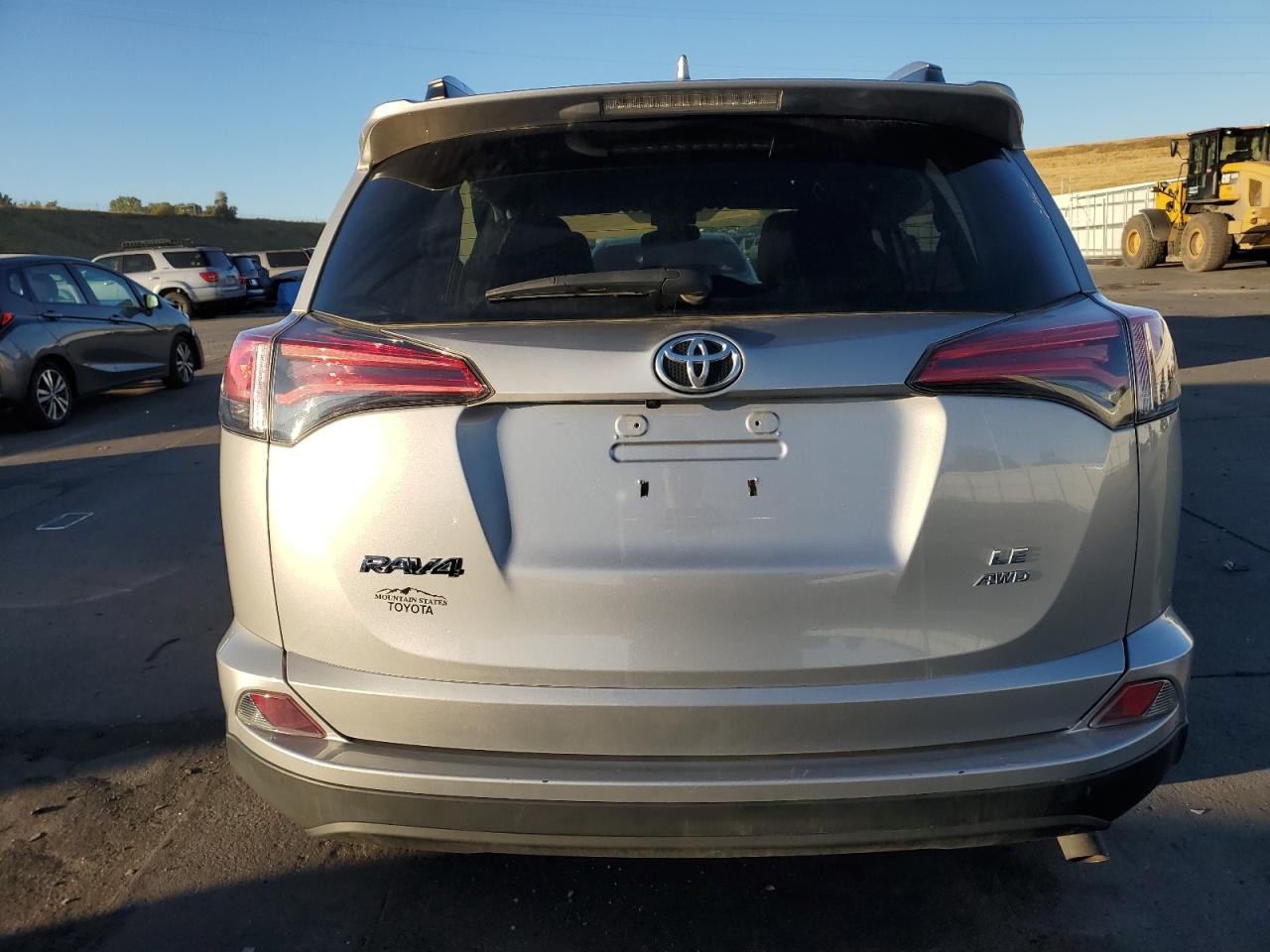 2T3BFREV2HW678594 2017 Toyota Rav4 Le