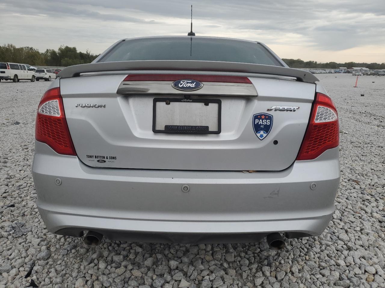 2011 Ford Fusion - Image 6