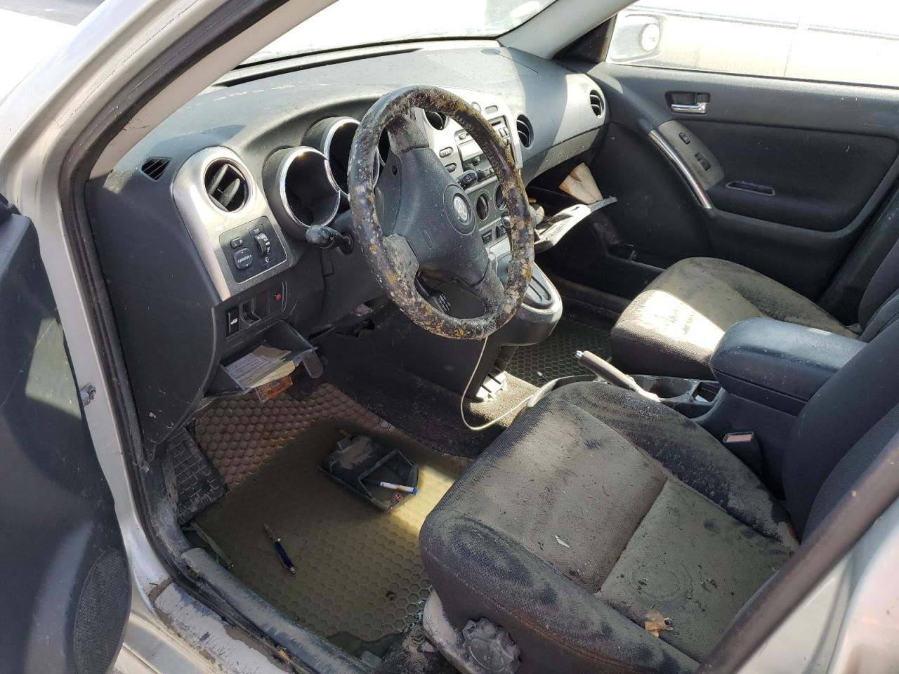 2003 Toyota Corolla Matrix Xr VIN: 2T1KR38E83C068329 Lot: 74732934