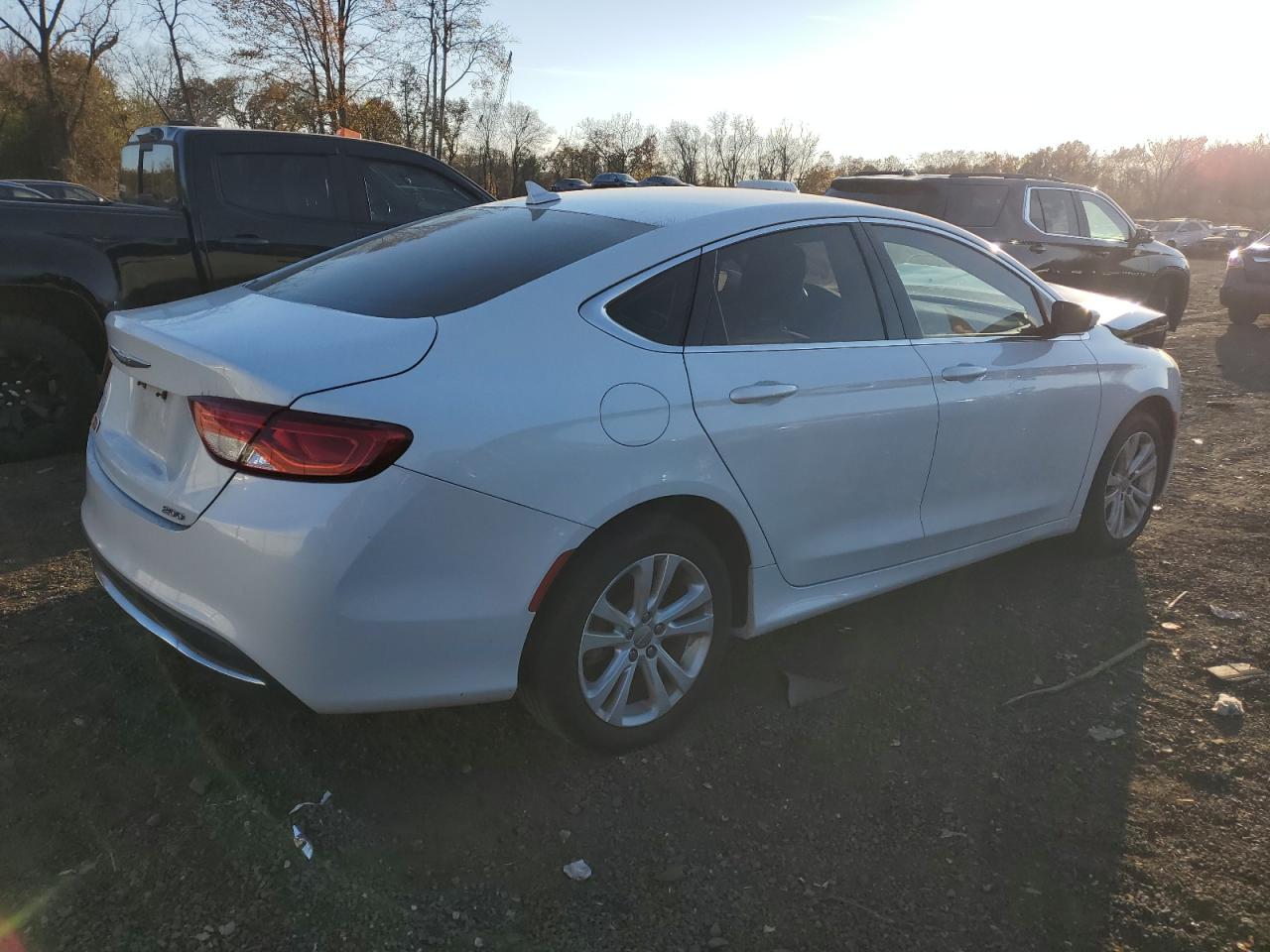 2015 Chrysler 200 Limited VIN: 1C3CCCAB3FN623506 Lot: 77932654