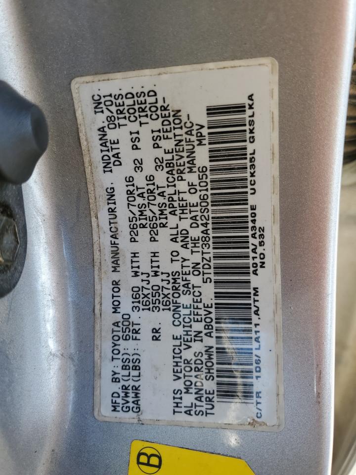 2002 Toyota Sequoia - Image 13