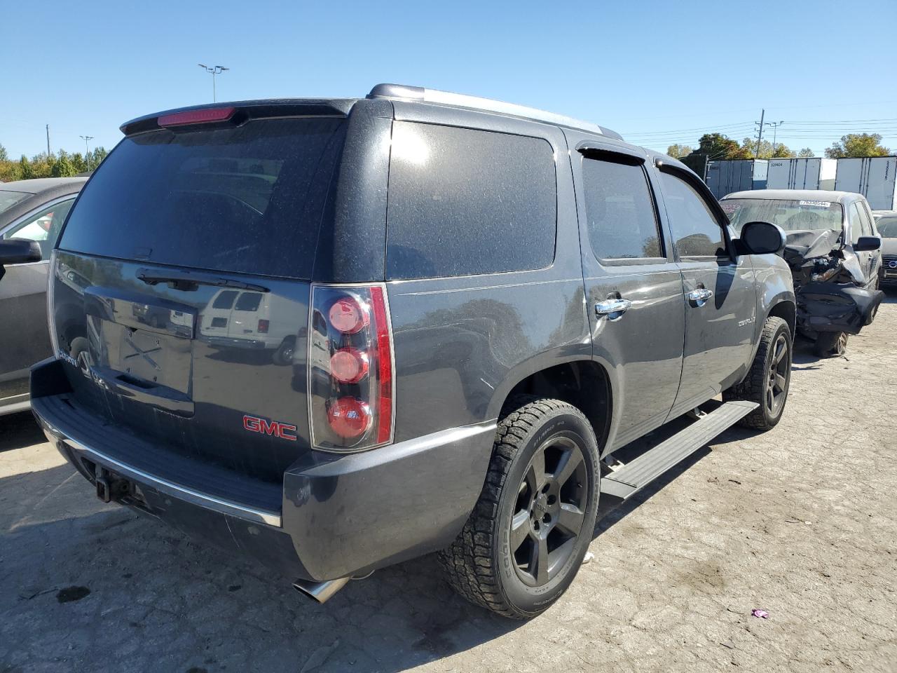 2008 GMC Yukon - Image 3