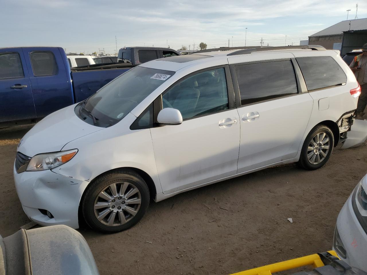 2014 Toyota Sienna Xle VIN: 5TDDK3DC4ES072163 Lot: 76695274