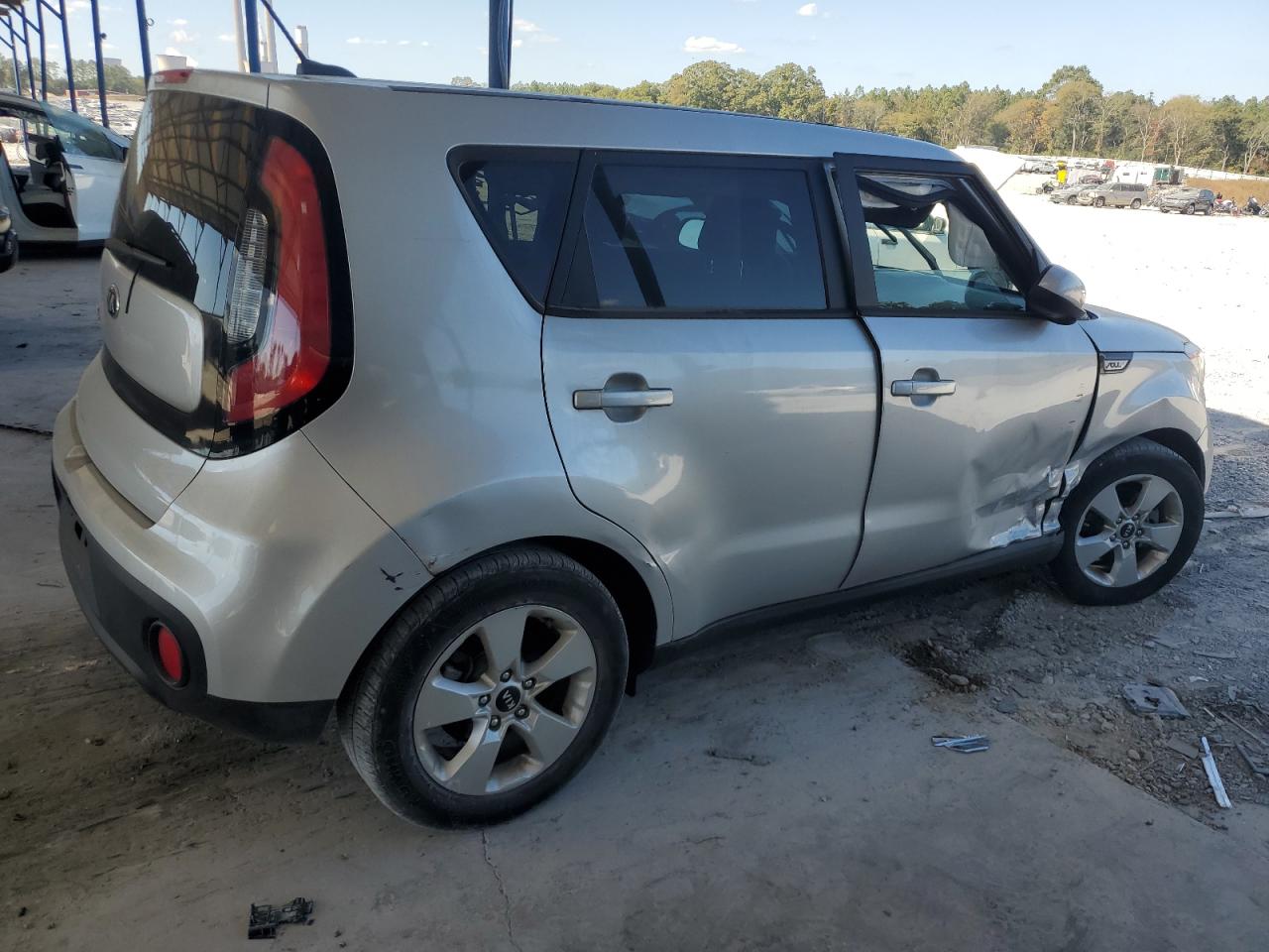 VIN KNDJN2A22H7430441 2017 KIA SOUL no.3