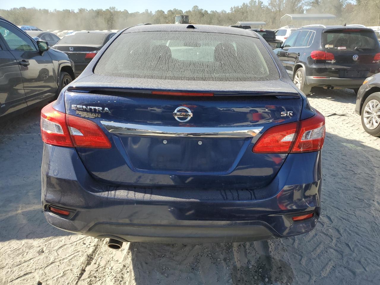 2017 Nissan Sentra - Image 6