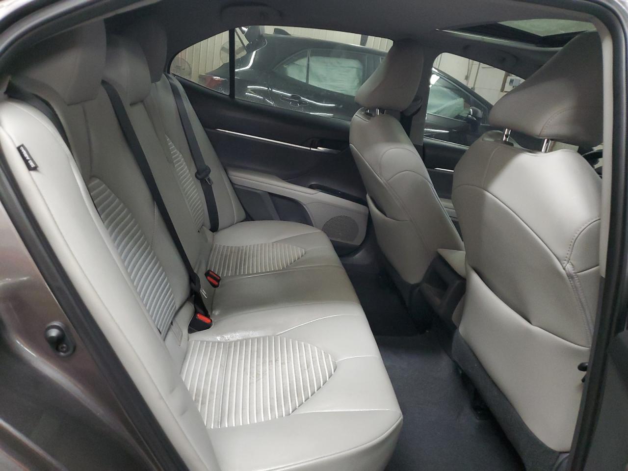 2020 Toyota Camry - Image 10