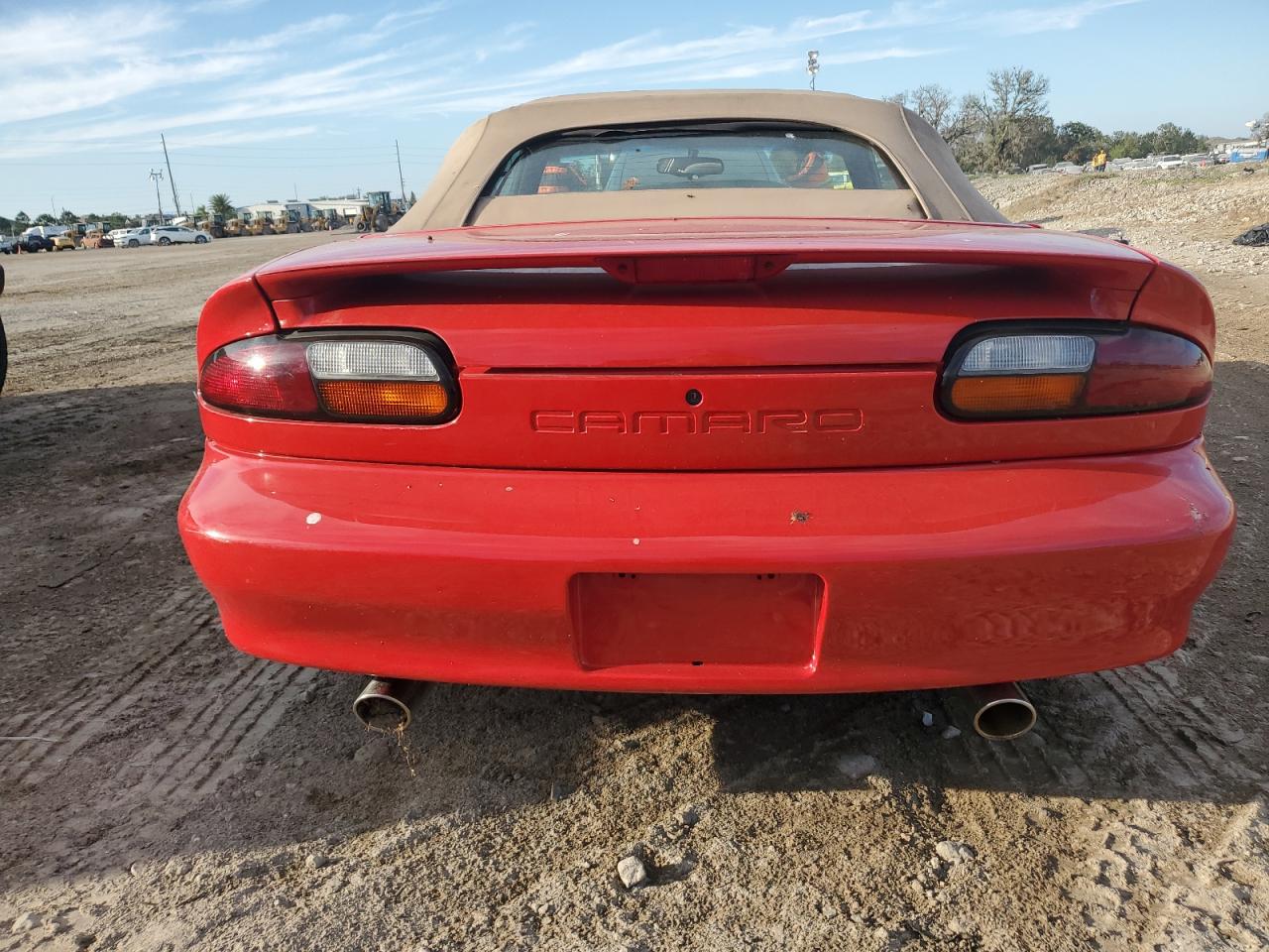 1997 Chevrolet Camaro Base VIN: 2G1FP32K7V2155472 Lot: 75890634