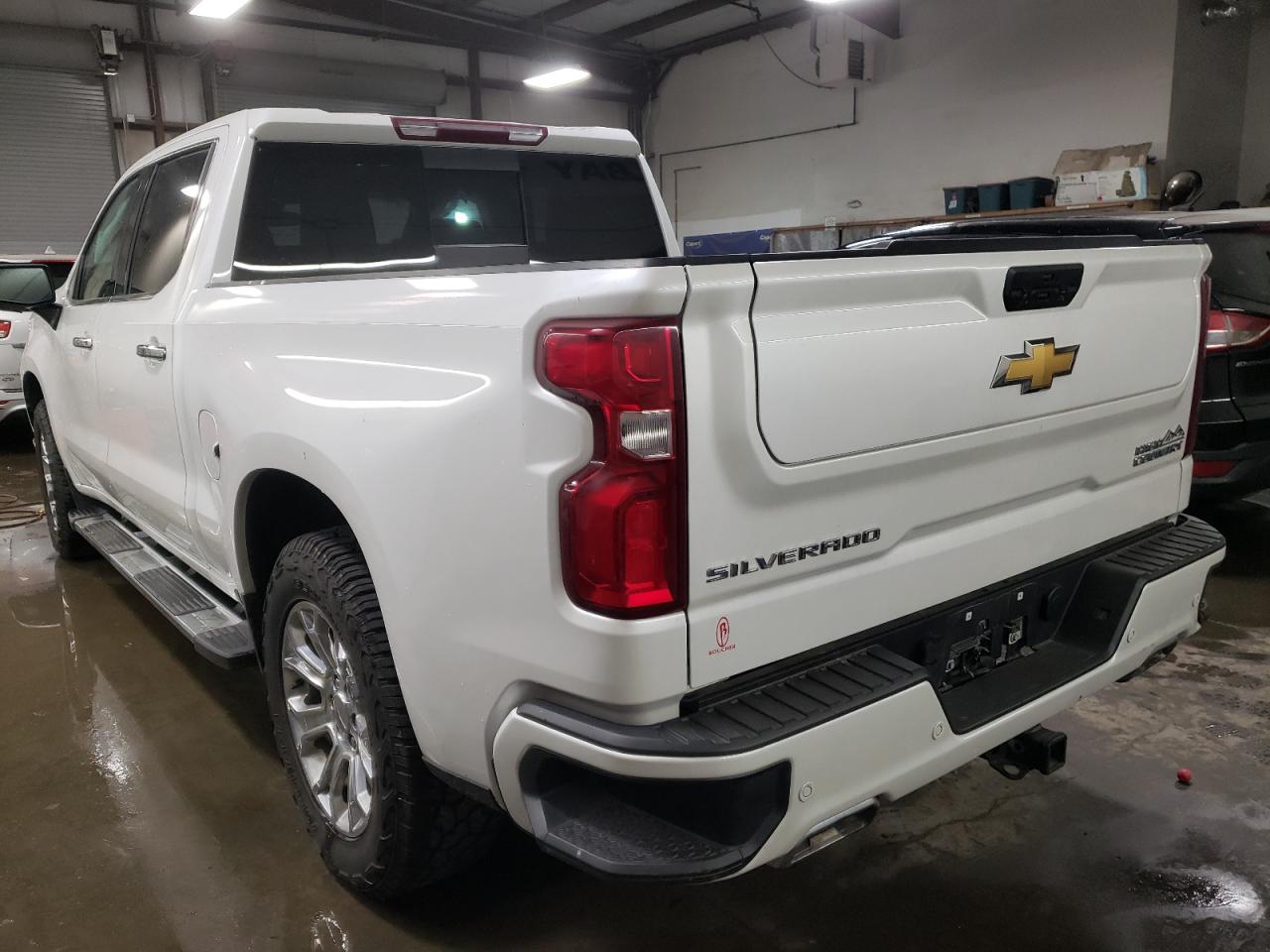 2022 Chevrolet Silverado - Image 2