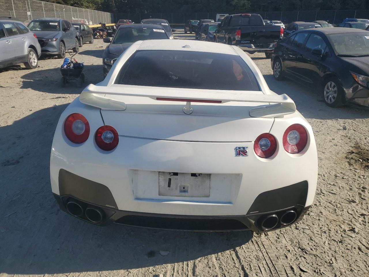 2010 Nissan Gt-R Base VIN: JN1AR5EF4AM231033 Lot: 76923304