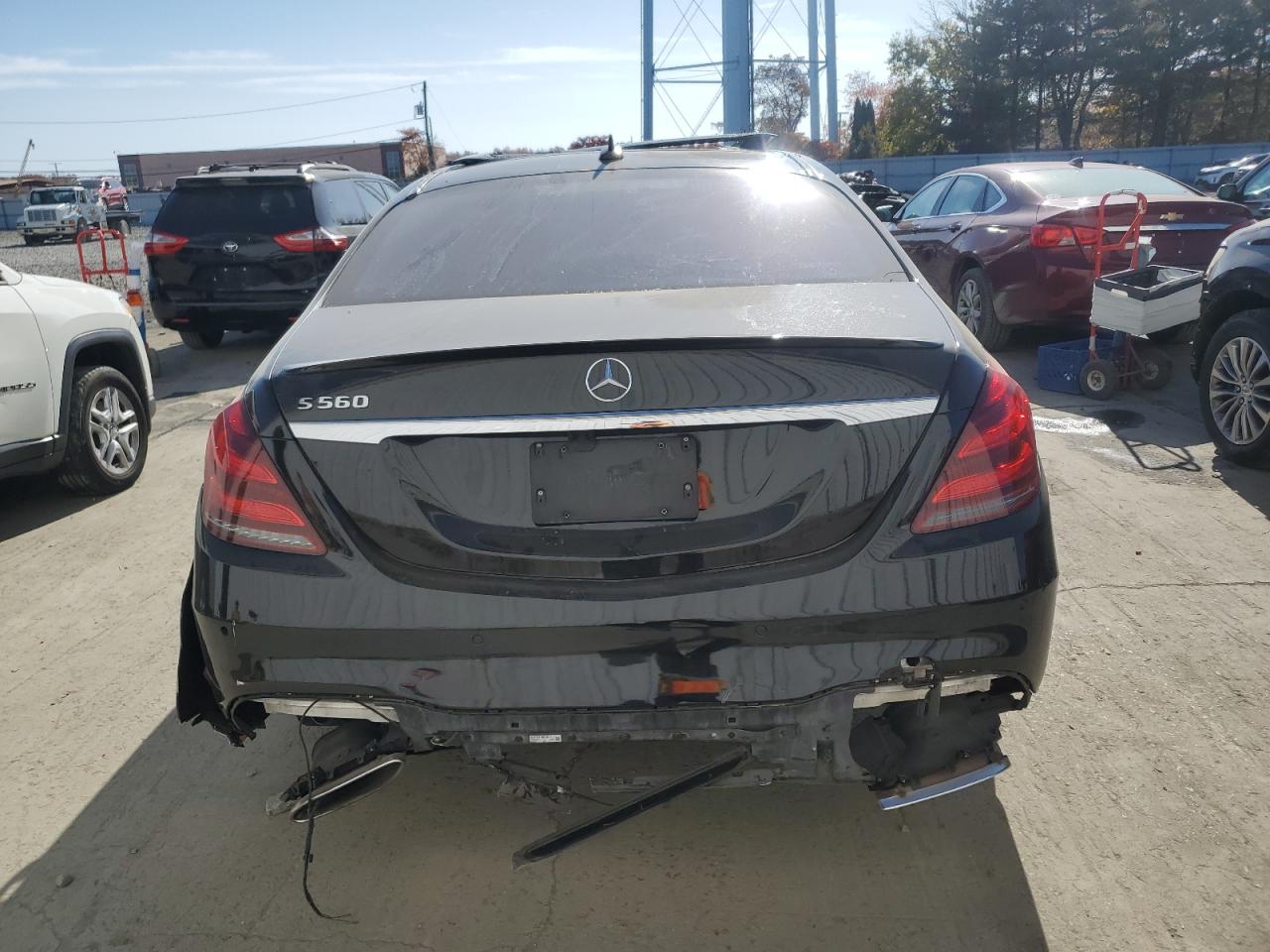 2018 Mercedes-Benz S 560 VIN: WDDUG8DB6JA415476 Lot: 76801144