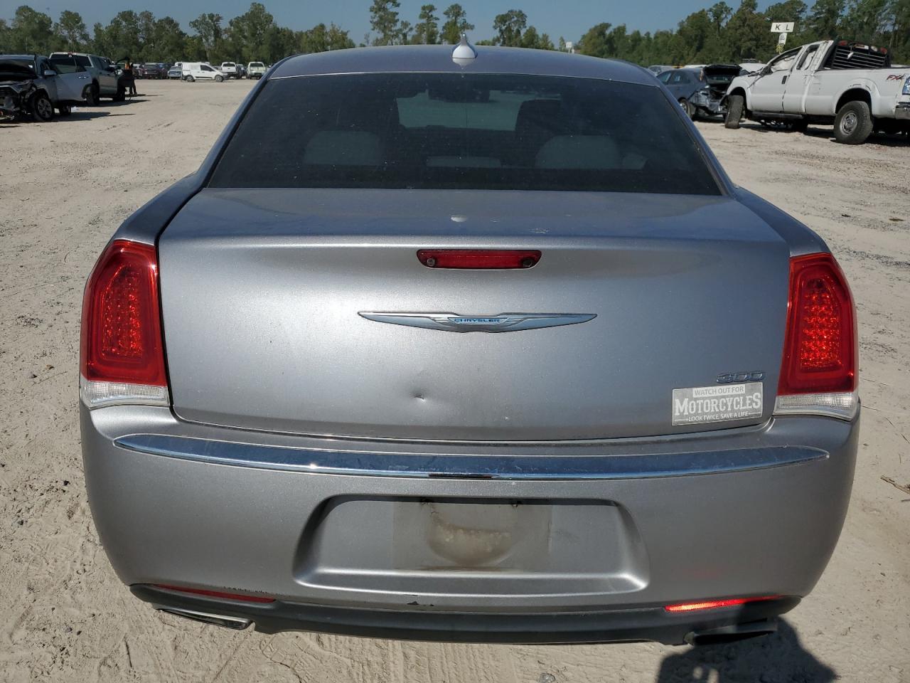 2C3CCAEG4JH136648 2018 Chrysler 300 Limited