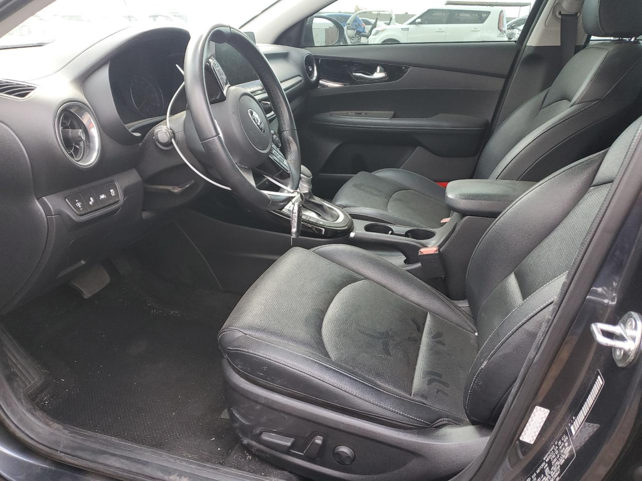 2021 Kia Forte - Image 7