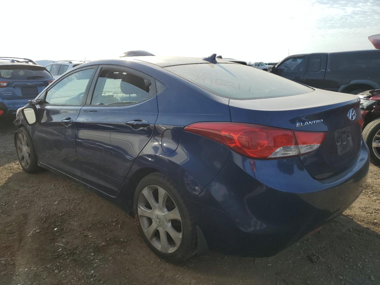 2013 Hyundai Elantra - Image 2