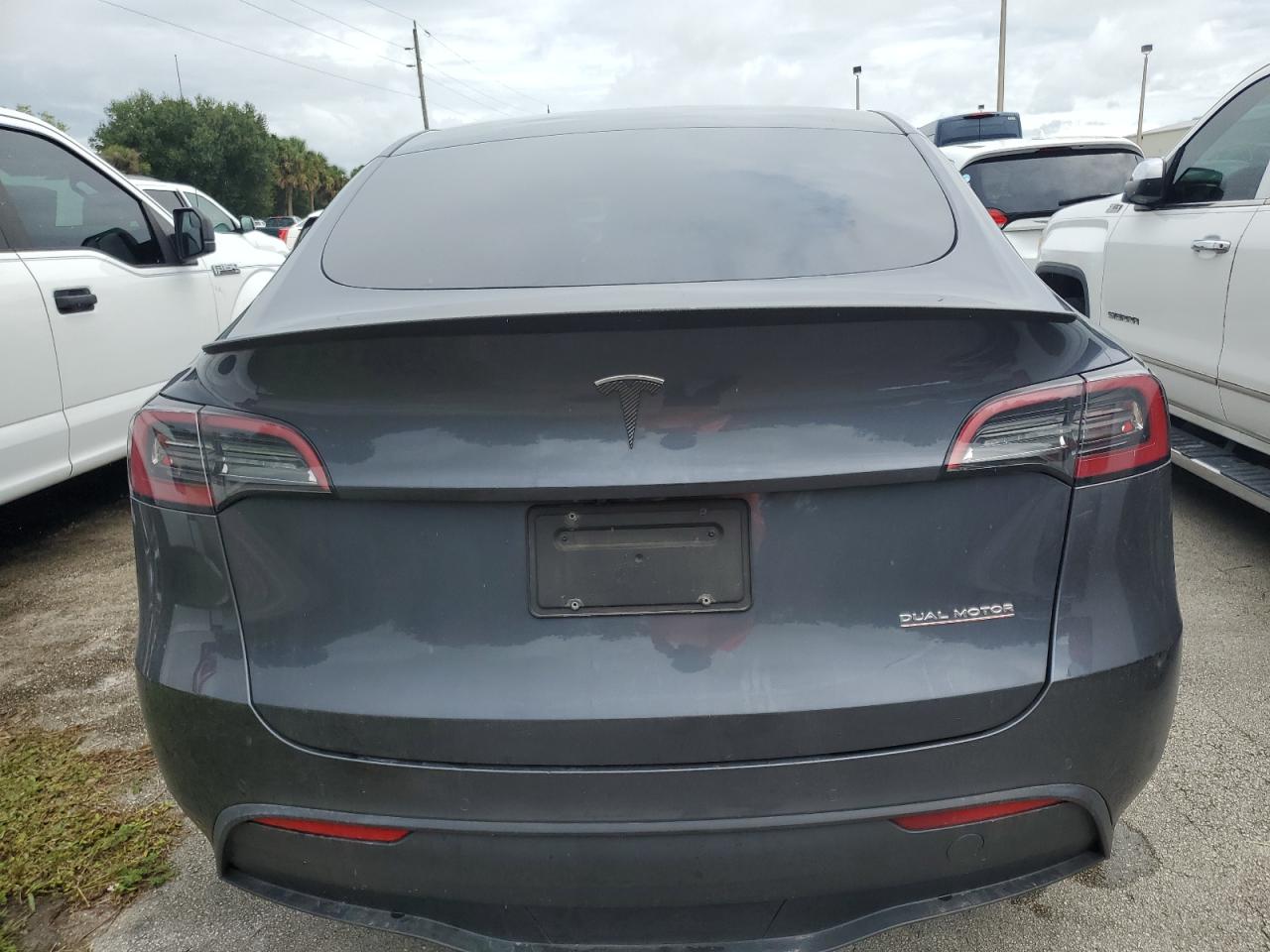 5YJYGDEF5MF264633 2021 Tesla Model Y