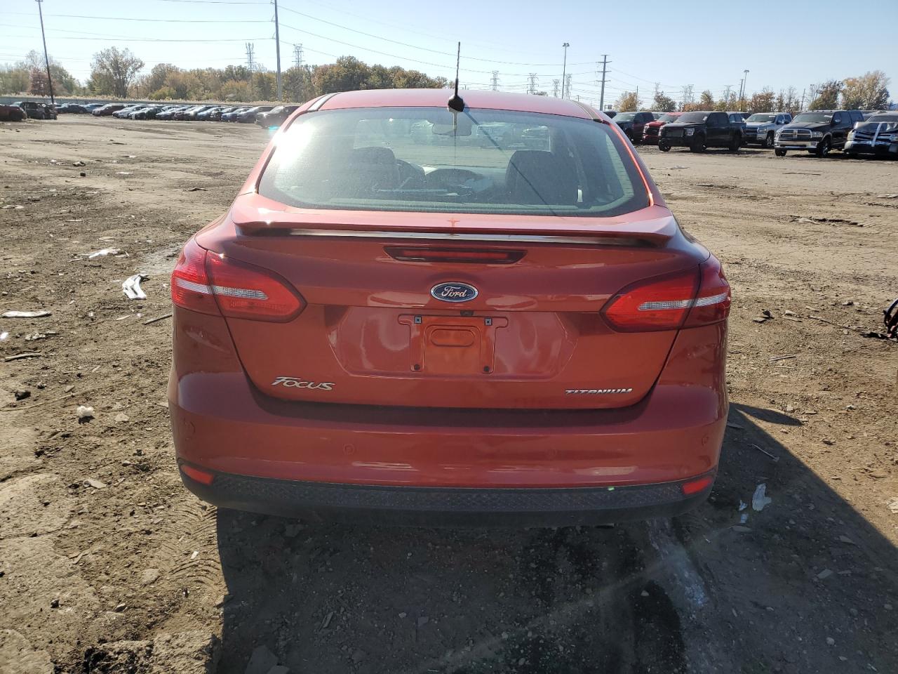 2018 Ford Focus Titanium VIN: 1FADP3J26JL243932 Lot: 76809624