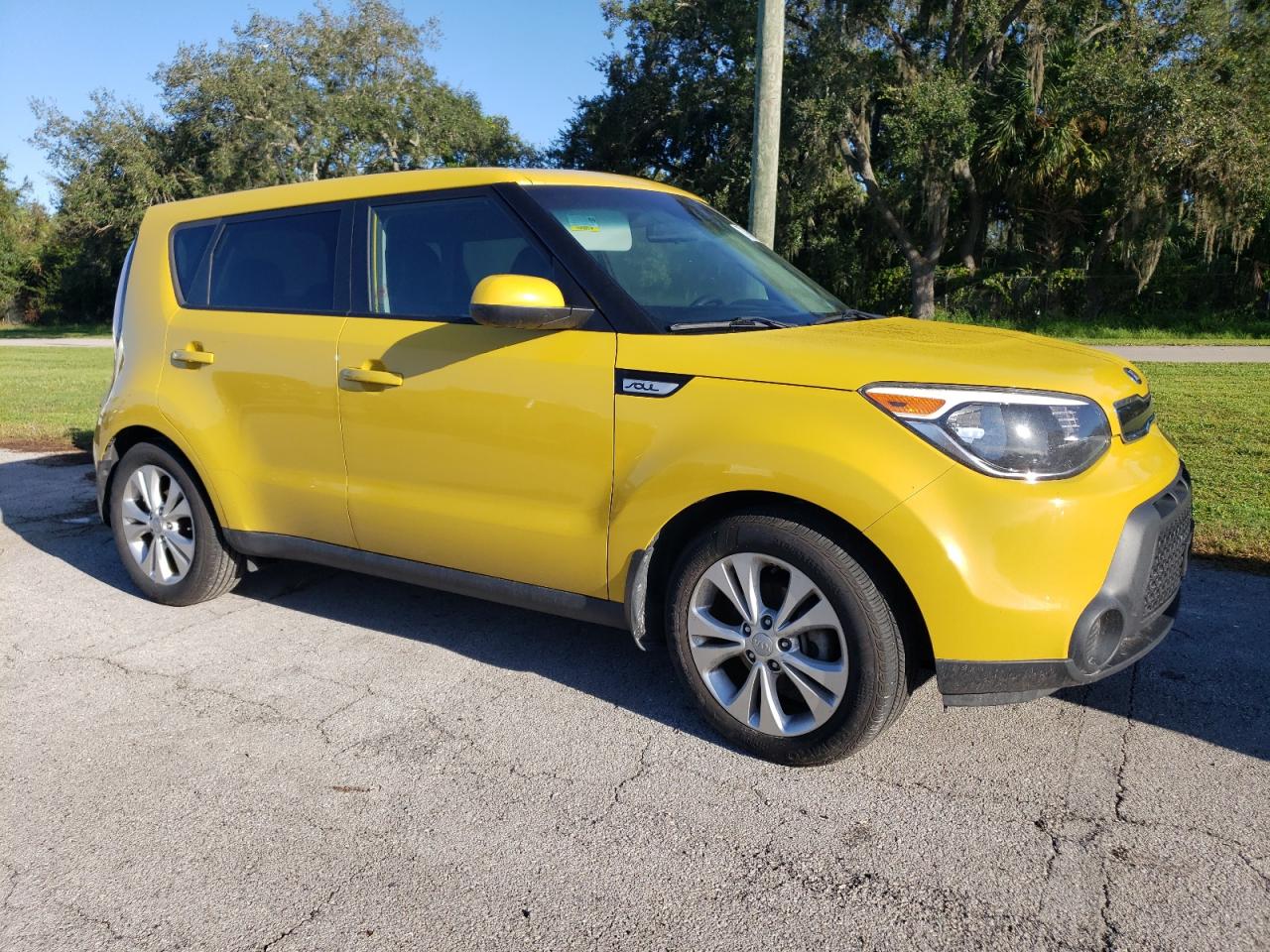 VIN KNDJP3A57F7190990 2015 KIA SOUL no.4