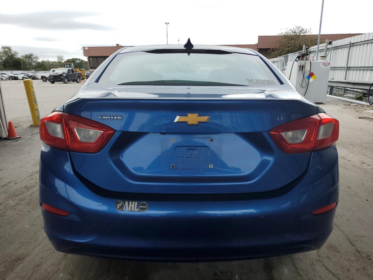 2017 Chevrolet Cruze - Image 6
