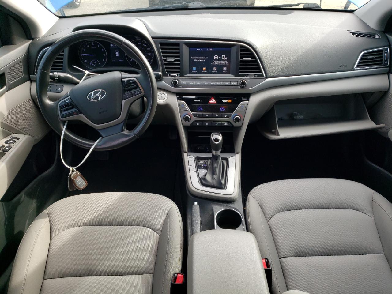 2018 Hyundai Elantra - Image 8