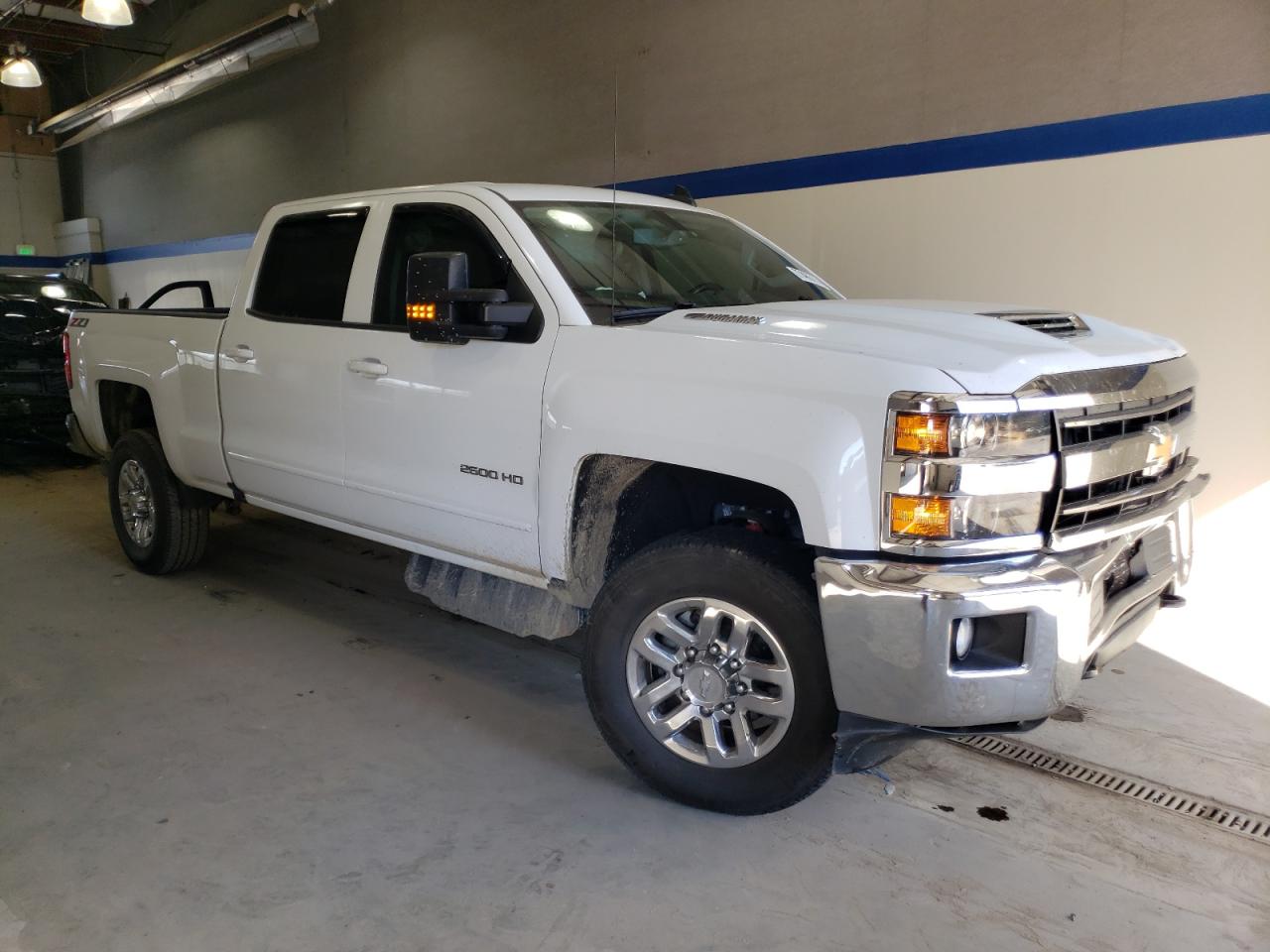 2019 Chevrolet Silverado - Image 4