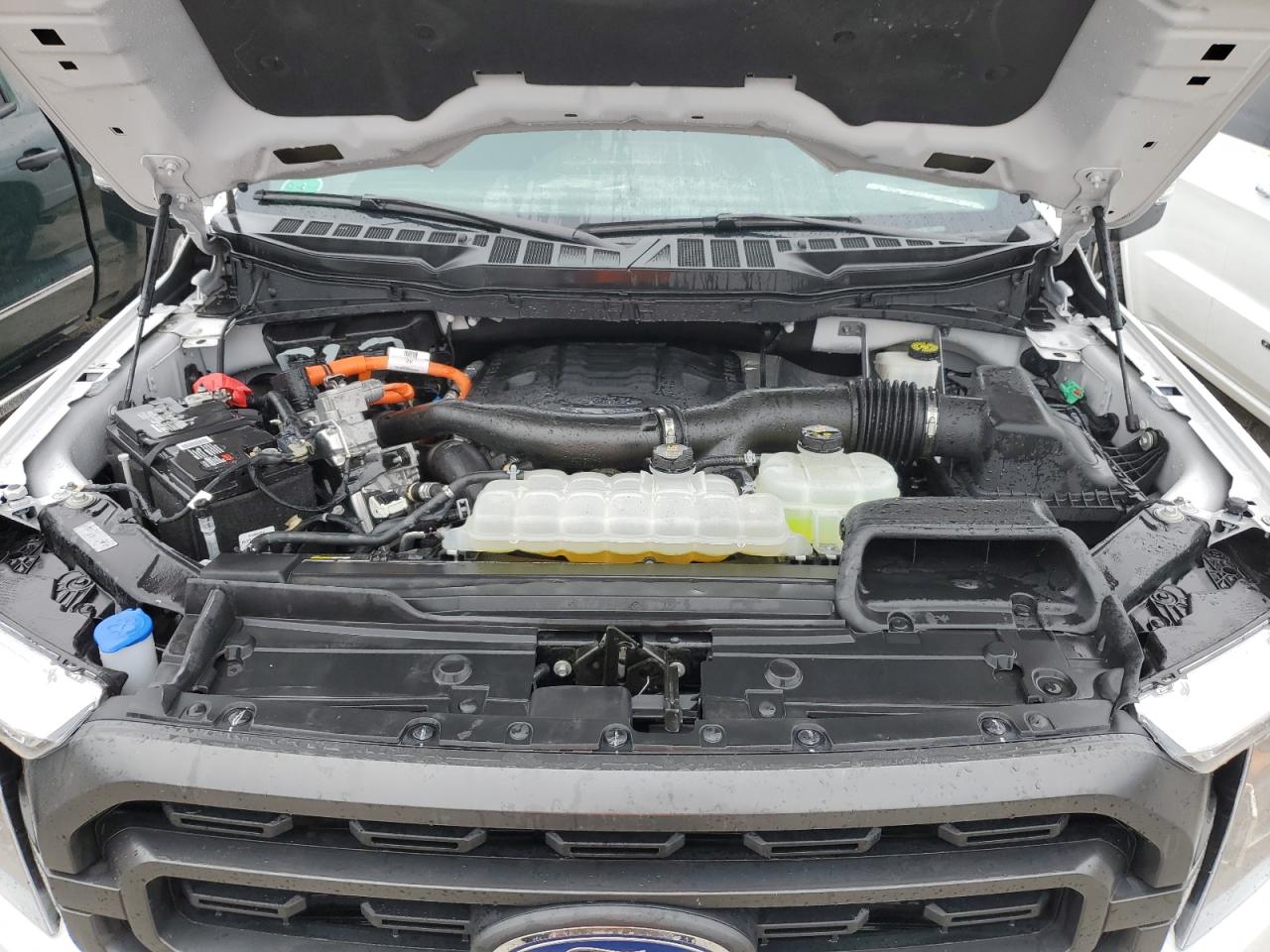 2023 Ford F-150 - Image 11