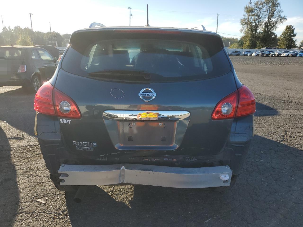 2015 Nissan Rogue - Image 6