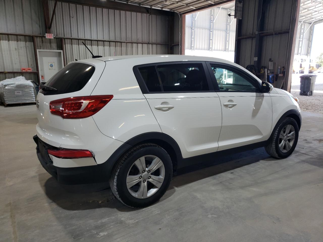 VIN KNDPB3A26D7469651 2013 KIA SPORTAGE no.3